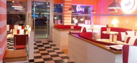 Peggy Sue's interior