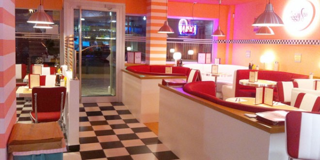 Peggy Sue's interior